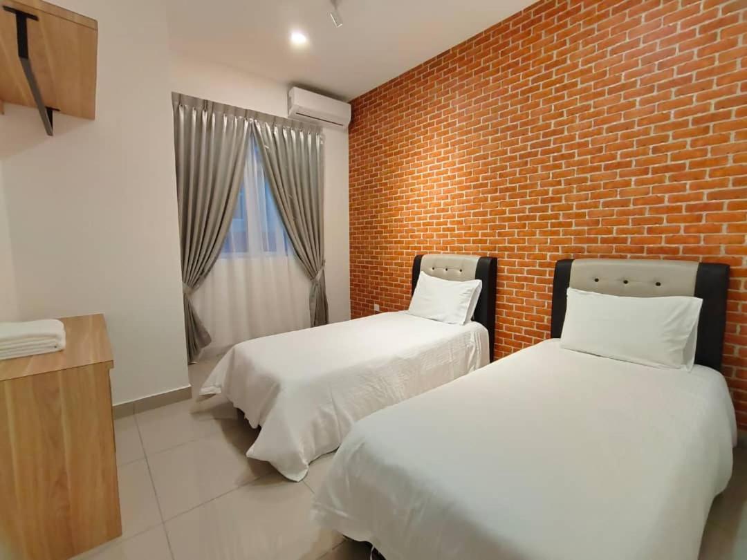 Desaru Homestay-Eva Villa Pool Homestay By Yolo Resort Bandar Penawar ภายนอก รูปภาพ